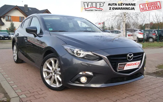 mazda 3 Mazda 3 cena 51900 przebieg: 105000, rok produkcji 2017 z Szczecin